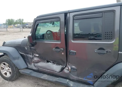 2014 Jeep Wrangler Unlimited Willys Wheeler из США, поврежденный, VIN 1C4BJWDG6EL293893